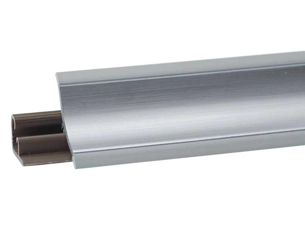 Плинтус кухонный Korner Алюминий №610 3,05м L-23