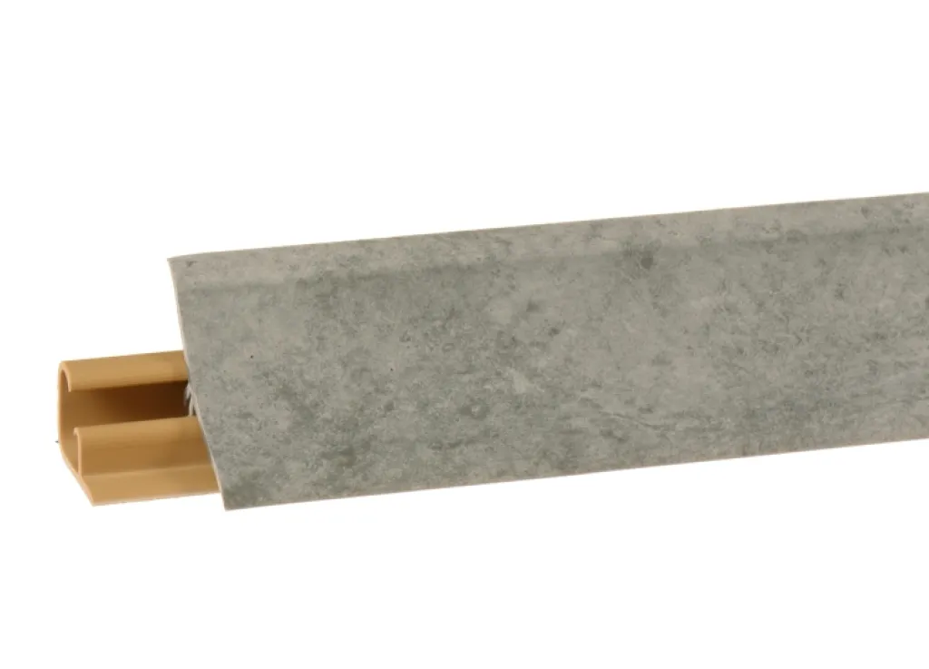 Плинтус кухонный Korner Бетон №6016 3,05м L-23